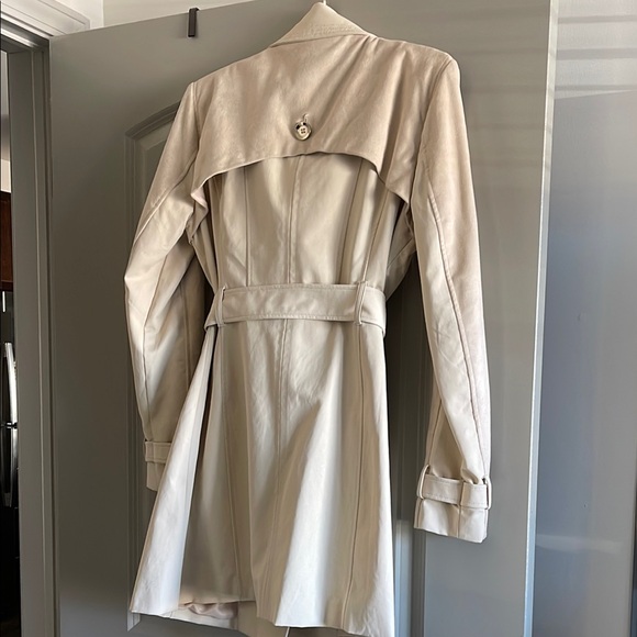 Bebe Cream Jacket - Picture 5 of 6